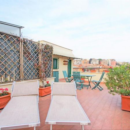 Apartament In The Clouds Over Trastevere, Penthouse Studio Rzym Zewnętrze zdjęcie