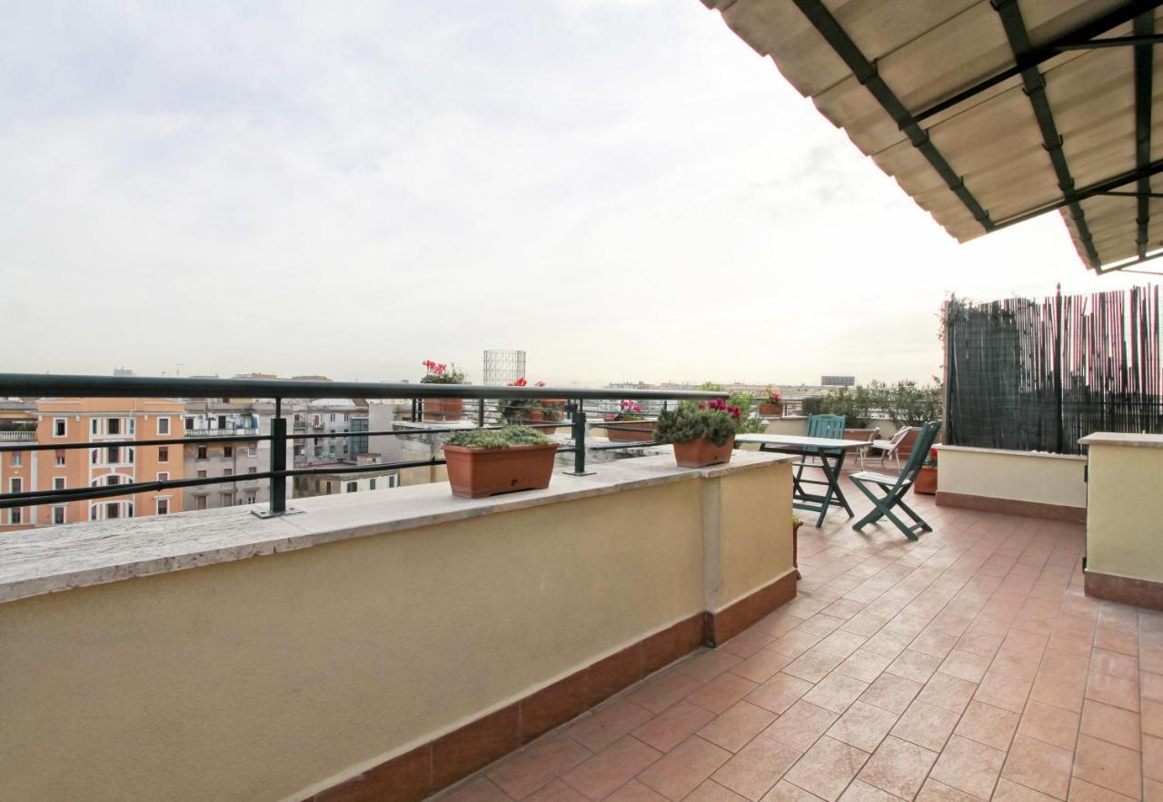 Apartament In The Clouds Over Trastevere, Penthouse Studio Rzym Zewnętrze zdjęcie